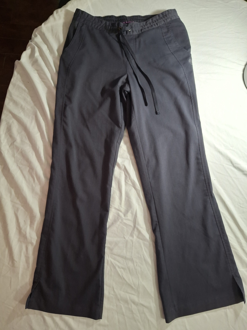 Scrubs- Healing Hands Drawstring Slightly Flared Pants- Dark Gray-NWOT- Ladies S